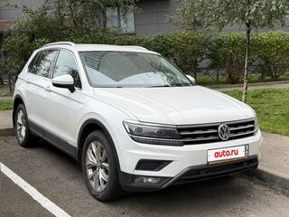 2018 Volkswagen Tiguan II, белый, 3000000 рублей, вид 2