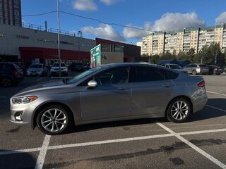 2020 Ford Fusion (North America) II Рестайлинг, серебристый, 1600000 рублей, вид 5