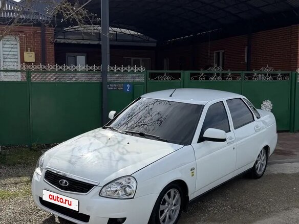 2018 Lada (ВАЗ) Priora I Рестайлинг, белый, 720000 рублей - вид 1