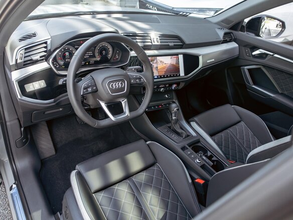 2025 Audi Q3 45 TFSI II (F3), серый, 4095000 рублей - вид 11