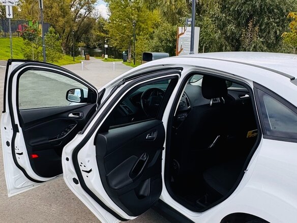 2018 Ford Focus III Рестайлинг, белый, 1000000 рублей - вид 10