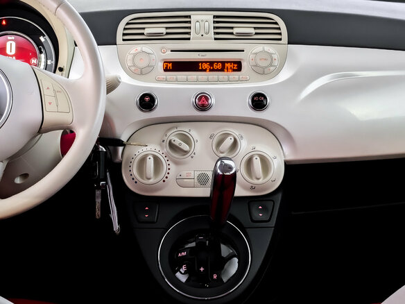 2010 Fiat 500 II, белый, 730000 рублей - вид 14