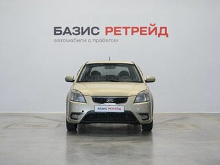 2010 Kia Rio II Рестайлинг, бежевый, 689000 рублей, вид 2