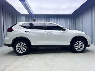 2023 Nissan X-Trail III Рестайлинг, белый, 1735000 рублей, вид 2