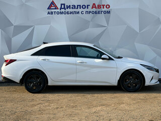 2021 Hyundai Elantra VII (CN7), белый, 1920000 рублей, вид 4