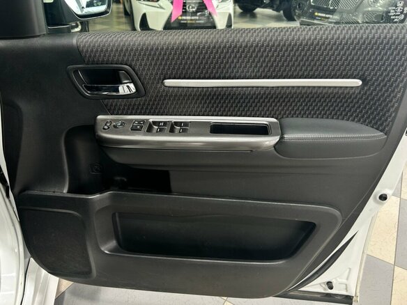 2015 Honda Stepwgn V, белый, 1649000 рублей - вид 9