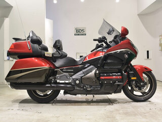 2015 Honda GL 1800 Gold Wing, красный, 1600000 рублей, вид 2