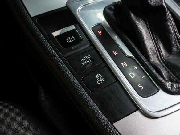 2012 Volkswagen Passat B7, серебристый, 899000 рублей - вид 16
