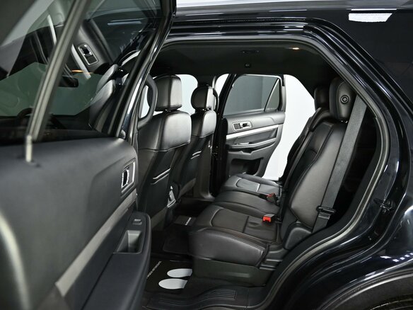 2017 Ford Explorer V Рестайлинг, чёрный, 1965000 рублей - вид 12