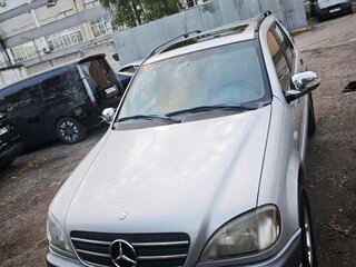 1998 Mercedes-Benz M-Класс 320 I (W163), серый, 650000 рублей, вид 2