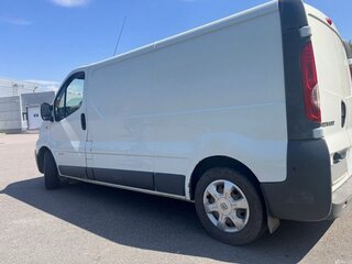 2011 Renault Trafic II Рестайлинг, белый, 1400000 рублей, вид 5
