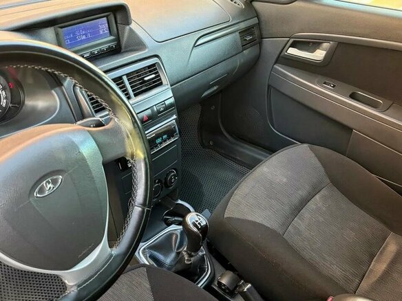 2015 Lada (ВАЗ) Priora I Рестайлинг, коричневый, 470000 рублей - вид 8
