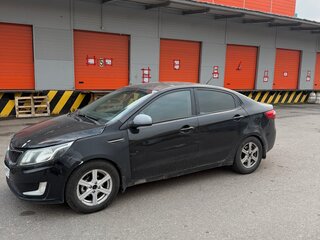 2012 Kia Rio 4-speed III, чёрный, 500000 рублей, вид 4