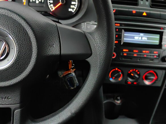 2015 Volkswagen Polo V, синий, 799000 рублей - вид 17