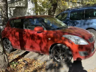 2011 Suzuki Swift IV, красный, 810000 рублей, вид 1