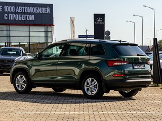 2021 Skoda Kodiaq I, зелёный, 2055000 рублей, вид 4