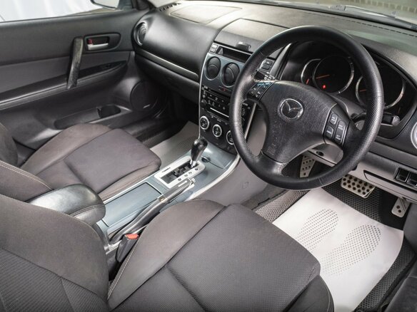 2005 Mazda Atenza I, серебристый, 429000 рублей - вид 7