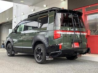 2023 Mitsubishi Delica D:5 I Рестайлинг, зелёный, 2930000 рублей, вид 4