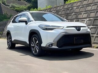 2023 Toyota Corolla Cross I, белый, 1870000 рублей, вид 5