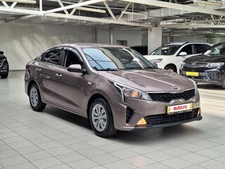 2020 Kia Rio IV Рестайлинг, коричневый, 1300500 рублей, вид 1
