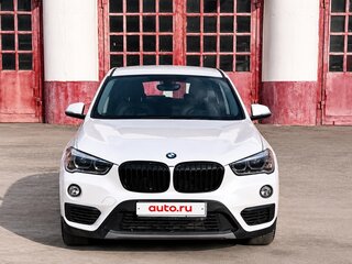 2017 BMW X1 18i sDrive II (F48), белый, 2200000 рублей, вид 1
