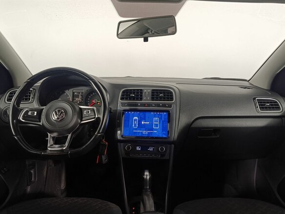 2020 Volkswagen Polo V Рестайлинг, серый, 1040000 рублей - вид 10