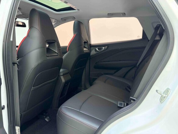 2023 Wuling Xingchi, белый, 1000000 рублей - вид 10