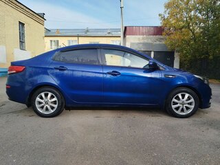 2016 Kia Rio III Рестайлинг, синий, 1100000 рублей, вид 4