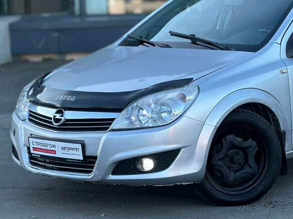 2008 Opel Astra H Рестайлинг, серебристый, 399000 рублей - вид 1