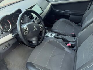 2008 Mitsubishi Lancer X, красный, 770000 рублей, вид 4