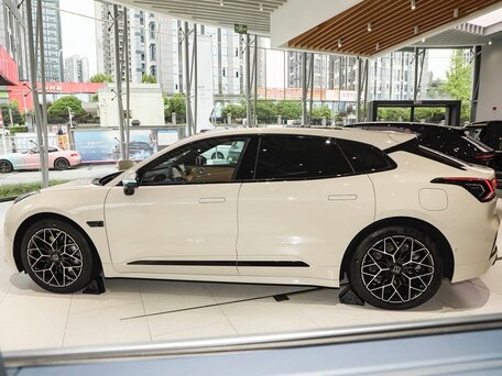 2026 Zeekr 001 103 kWh I Рестайлинг 2, бежевый, 9890000 рублей, вид 2