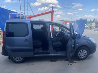 2010 Peugeot Partner II, серый, 750000 рублей, вид 1