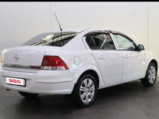 2012 Opel Astra H Рестайлинг, белый, 635000 рублей, вид 3