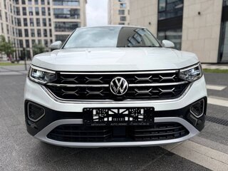 2023 Volkswagen Tayron I Рестайлинг, белый, 2590000 рублей, вид 2