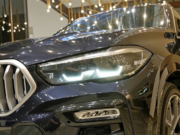 2020 BMW X6 30d III (G06), синий, 7080000 рублей - вид 15