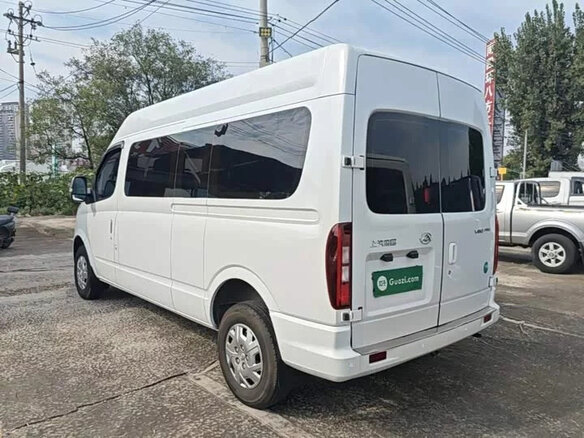 2026 Maxus V70, белый, 2450700 рублей - вид 4