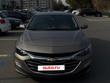 2022 Chevrolet Malibu IX Рестайлинг, коричневый, 1600000 рублей, вид 3