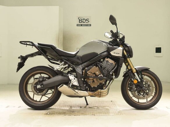 2025 Honda CB 650R, серый - вид 1