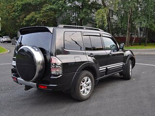 2001 Mitsubishi Montero III, чёрный, 799000 рублей, вид 5