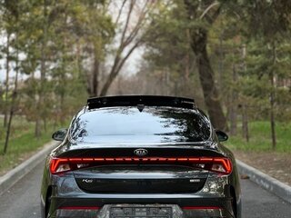2021 Kia K5 III, серый, 2100000 рублей, вид 4