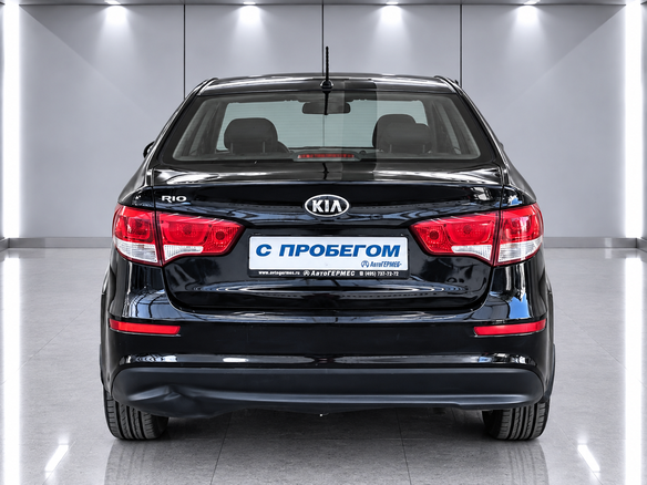 2015 Kia Rio III Рестайлинг, чёрный, 1075000 рублей - вид 3