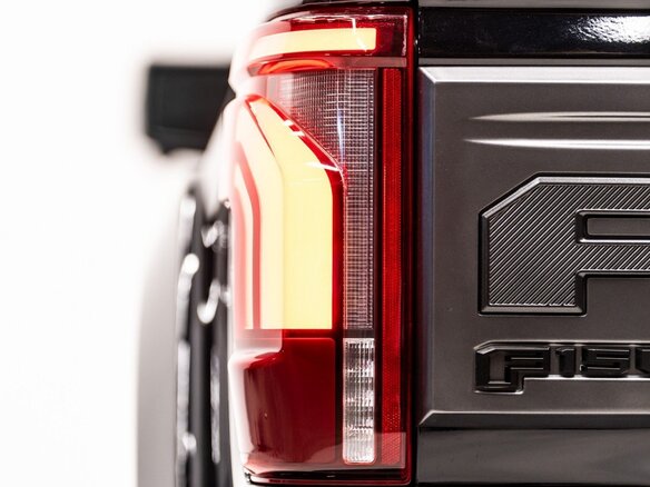 2024 Ford F-150 Raptor XIV Рестайлинг, чёрный, 14135000 рублей - вид 23