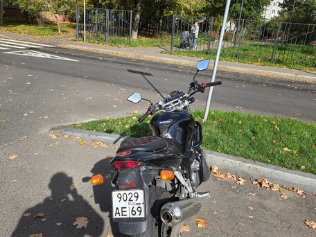 2006 Suzuki SV 400, чёрный, 240000 рублей, вид 4