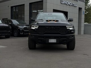 2025 Ram 1500 RHO V Рестайлинг, чёрный, 10700000 рублей, вид 2
