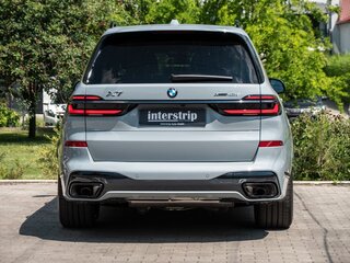 2025 BMW X7 40d I (G07) Рестайлинг, серый, 11997029 рублей, вид 5
