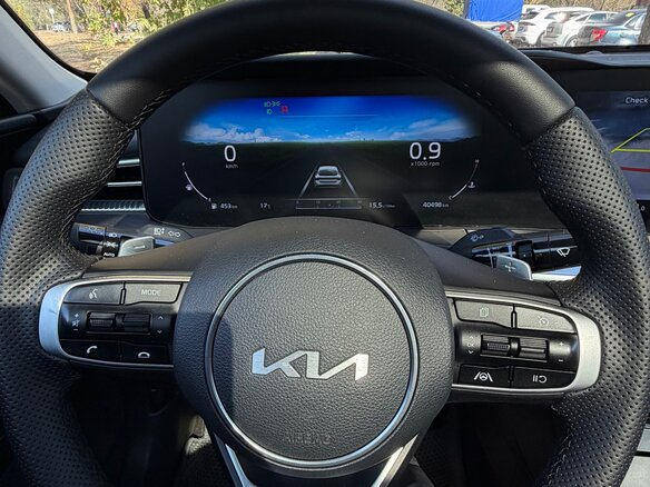 2023 Kia K5 III, серый, 3570000 рублей - вид 28