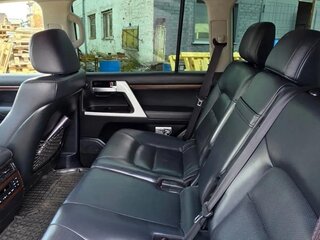 2015 Toyota Land Cruiser 200 Series Рестайлинг 2, чёрный, 5000000 рублей, вид 5