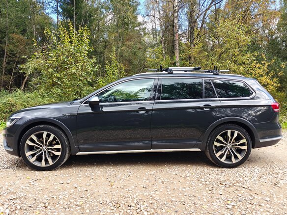 2018 Volkswagen Passat Alltrack DSG7 B8, серый, 2490000 рублей - вид 6