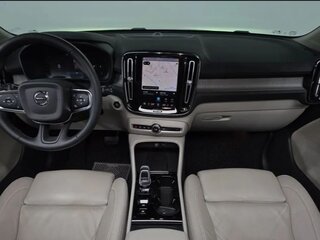 2023 Volvo XC40 I Рестайлинг, белый, 4563903 рублей, вид 5