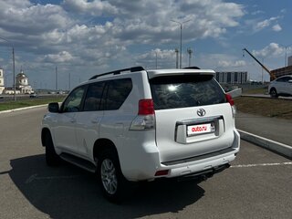 2010 Toyota Land Cruiser Prado 150 Series, белый, 2100000 рублей, вид 3